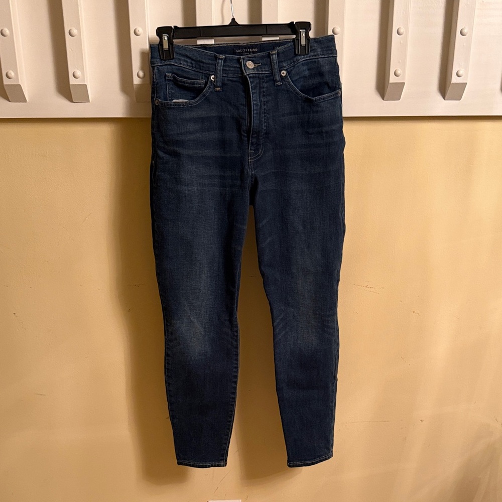Women's Lucky Brand Blue Jeans size 10/30